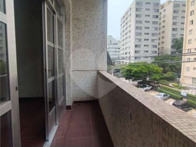 Apartamento com 3 quartos à venda em Liberdade - SP