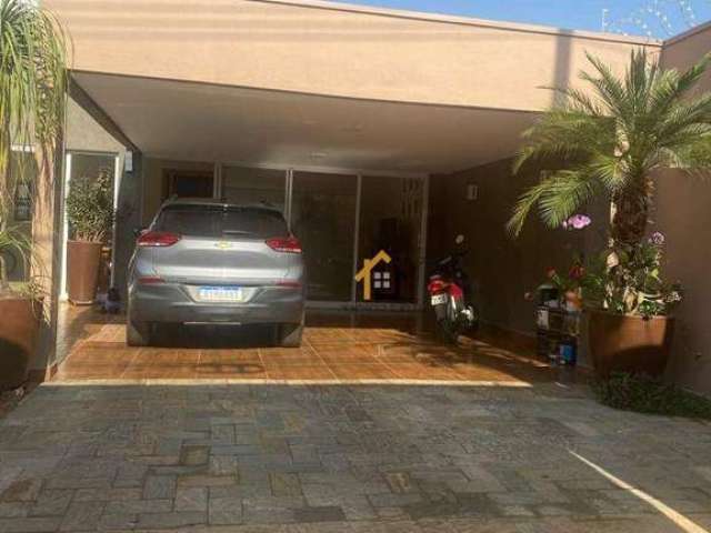 Casa de 3 dormitórios, 384m² à venda por R$ 900.000,00 - Bairro Granville - Frutal/MG