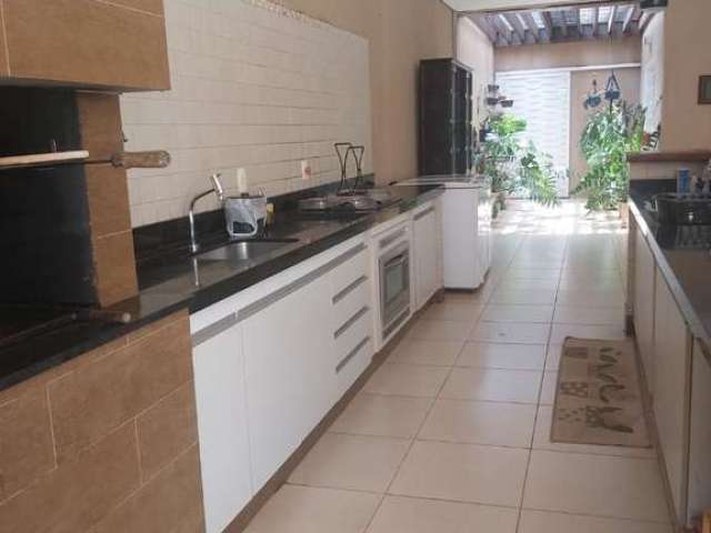 Casa com 3 dormitórios à venda, 300 m² por R$ 900.000,00 - Jardim Tarraf - São José do Rio Preto/SP