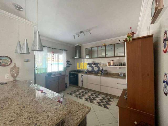 Casa com 3 dormitórios à venda, 200 m² por R$ 1.500.000,00 - Horto Florestal - Ubatuba/SP