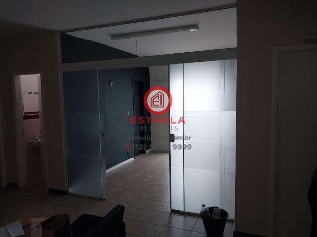 ALUGO SALA COMERCIAL EM ÓTIMA LOCALIZAÇÃO NO JARDIM FLÓRID  EM JACAREÍ/SP - 15m², 1 sala, 1 banheiro!