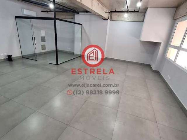 Excelente oportunidade: Sala Comercial à venda ou locação no   Mall   Boulevard Centro de Jacareí -SP, com 1 sala, 1 vaga e 57m² de área!