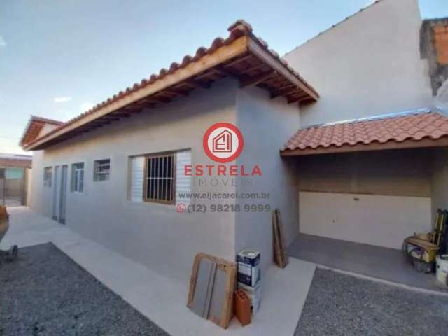 Imperdível oportunidade: Casa à venda em Jacareí-SP, no bairro Parque dos Príncipes! 2 quartos, 1 sala, 1 banheiro, 4 vagas de garagem, 60m².