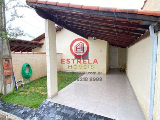 Casa em Condomínio à Venda em Jacareí-SP - 2 Quartos, 1 Suíte, 86m² e 2 Vagas no Parque Santo Antônio!