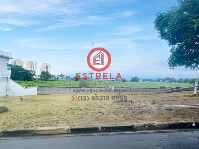 Terreno em Condomínio à Venda em Jacareí-SP, Jardim Residencial Golden Park  270m²  Oportunidade Imperdível!