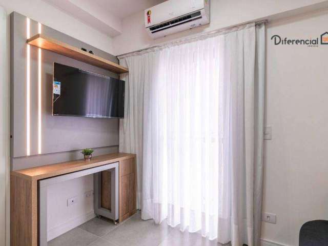 Apartamento com 1 dormitório para alugar, 28 m² por R$ 3.360,00/mês - Água Verde - Curitiba/PR