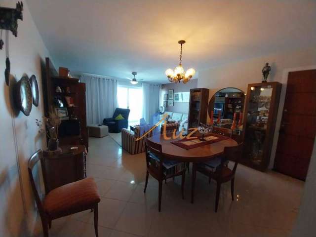 Apartamento com 03 dormitórios à venda, 147 m² por R$ 820.000 - Cavaleiros - Macaé/RJ