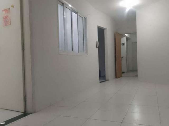 Apartamento para Locação em Diadema, Centro, 2 dormitórios, 1 banheiro, 1 vaga