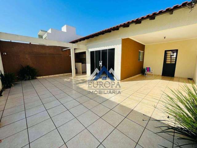 Casa com 3 dormitórios à venda, 167 m² por R$ 470.000,00 - Jardim Pacaembu - Londrina/PR