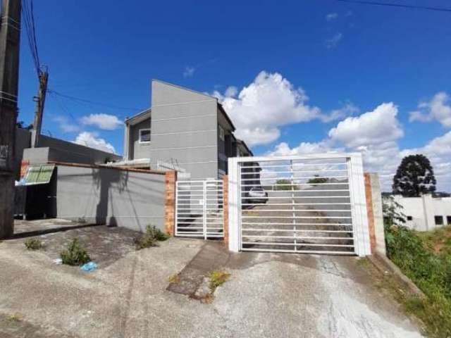 Sobrado com 2 quartos  para alugar, 75.00 m2 por R$1000.00  - Gralha Azul - Fazenda Rio Grande/PR