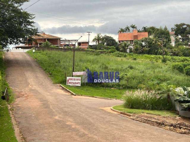 Vende-se ótimo terreno bem localizado na avenida principal no Morro dos Ventos. Terreno medindo 20 x 30 = 600m2