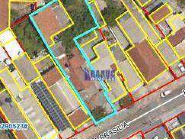 Vende-se imóvel com dupla aptidão (residencial e comercial), no Bairro Areão, com terreno de 640m2 e área de construção de 320m2.