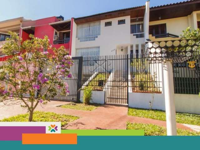 Casa com 3 quartos à venda na Rua Francisco Castelano, 655, Jardim das Américas, Curitiba por R$ 750.000