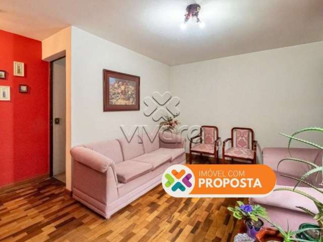 Apartamento com 3 quartos à venda na Rua Frei Orlando, 1280, Cristo Rei, Curitiba por R$ 250.000