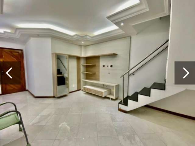 Vendo Cobertura Duplex , com 3/4, sendo 02 Suites, Area de 185 m2 no Alto do Imbui - em Salvador - Bahia .