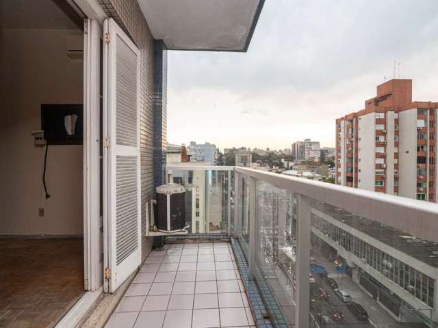 Cobertura com 3 quartos à venda na Avenida Cristóvão Colombo, 2184, Floresta, Porto Alegre, 308 m2 por R$ 1.200.000