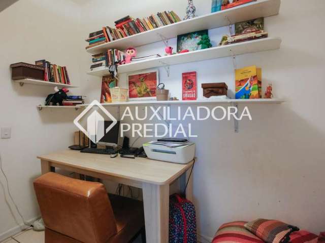 Apartamento com 2 quartos à venda na Rua Santa Cecília, 1315, Santa Cecília, Porto Alegre, 63 m2 por R$ 279.000