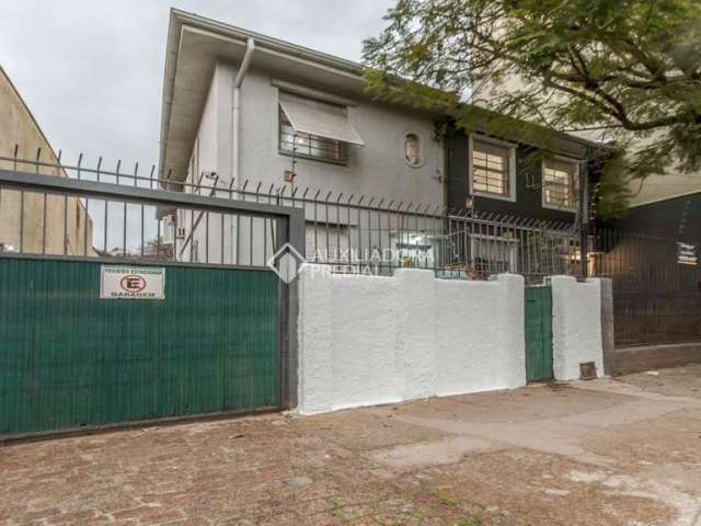 Casa com 3 quartos à venda na Rua São Carlos, 671, Floresta, Porto Alegre, 400 m2 por R$ 2.000.000