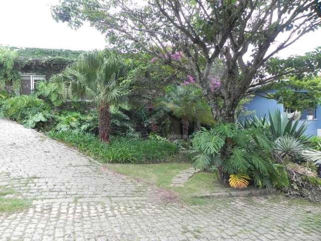 Casa a venda no Condomínio Ipê Velho em Vinhedo/SP.