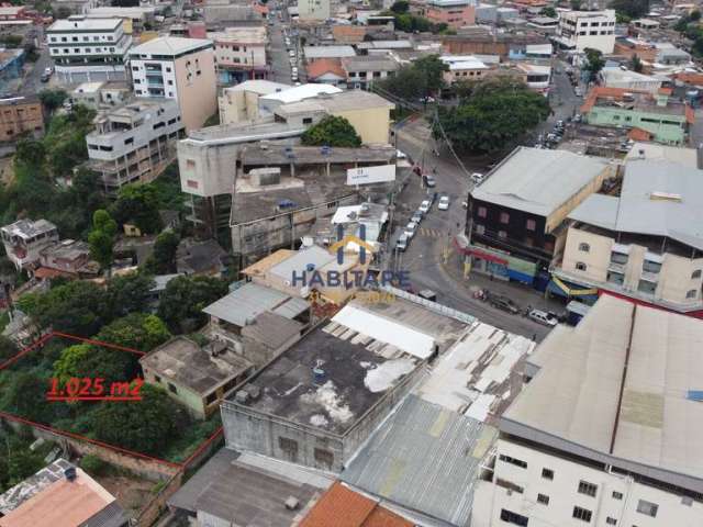 Lote com 1.025m2 Centro Comercial do Jatobá - Ibirité/MG.