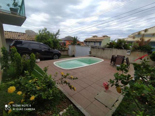 Casa com 3 dormitórios à venda, 204 m² por R$ 695.000,00 - Guriri - Cabo Frio/RJ