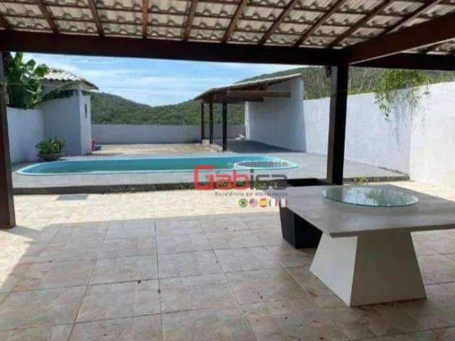 Casa com 3 dormitórios à venda, 350 m² por R$ 850.000 - Jardim Peró - Cabo Frio/RJ