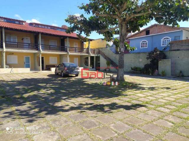 Casa com 2 dormitórios à venda, 70 m² por R$ 300.000,00 - Peró - Cabo Frio/RJ