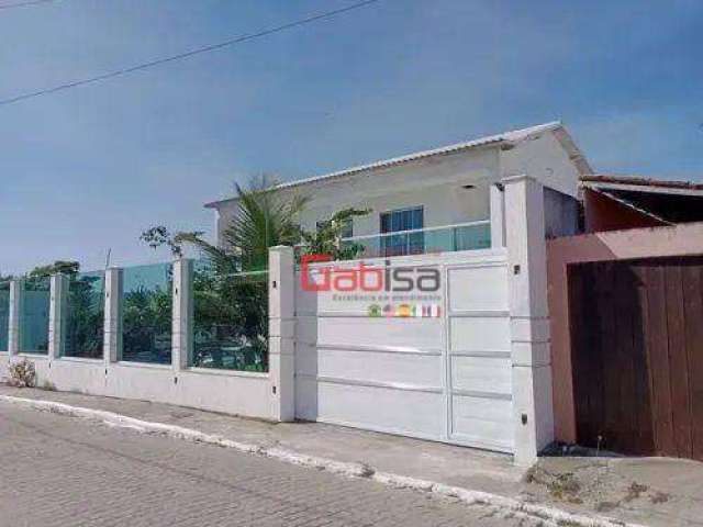 Casa com 3 dormitórios à venda, 142 m² por R$ 850.000,00 - Caminho de Búzios - Cabo Frio/RJ