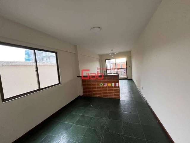 Apartamento com 3 dormitórios para alugar, 85 m² por R$ 3.147,00/mês - Braga - Cabo Frio/RJ