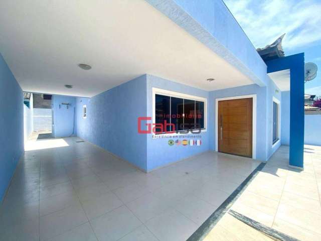 Casa com 3 dormitórios à venda, 150 m² por R$ 600.000,00 - Guriri - Cabo Frio/RJ