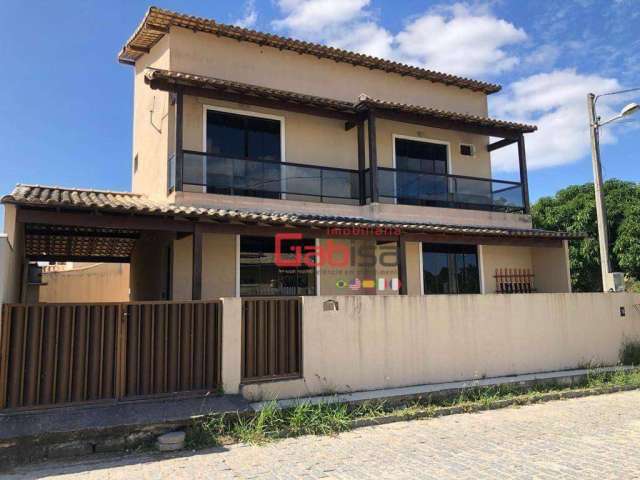 Casa com 3 dormitórios para alugar, 130 m² por R$ 2.501,00/mês - Guriri - Cabo Frio/RJ