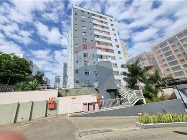 Apartamento 3 quartos elevador e vaga de garagem no Estrela Sul  Juiz de Fora