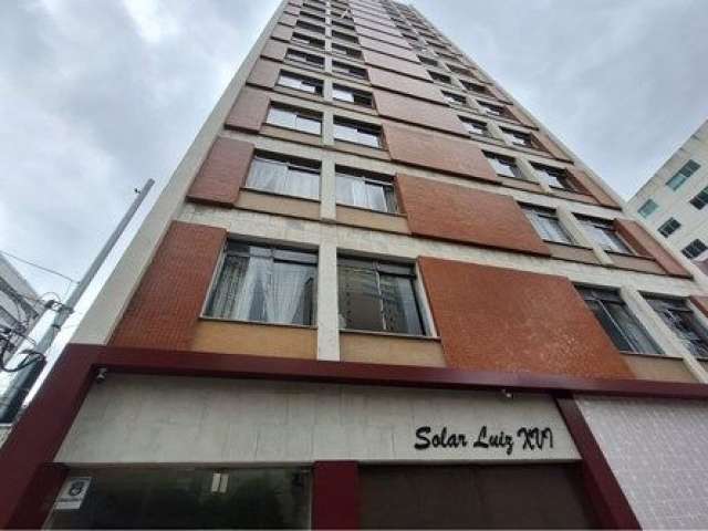 Apartamento dois quartos dois banheiros elevador Centro Juiz de Fora