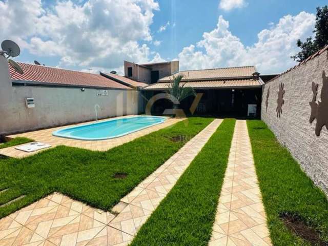 Casa com piscina à venda em Elias Fausto/SP