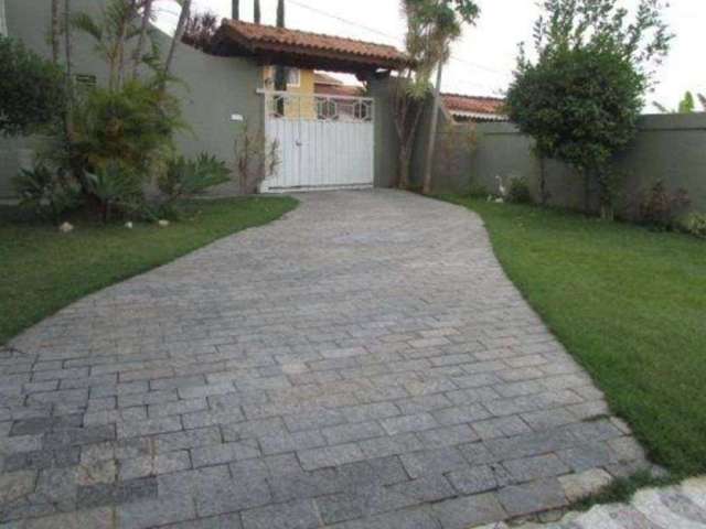 Casa com 3 dormitórios à venda, 256 m² por R$ 1.350.000,00 - Jardim do Lago - Atibaia/SP