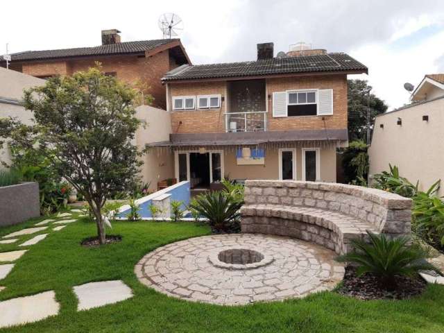 Casa com 4 dormitórios à venda, 297 m² por R$ 1.550.000,00 - Vila Gardênia - Atibaia/SP