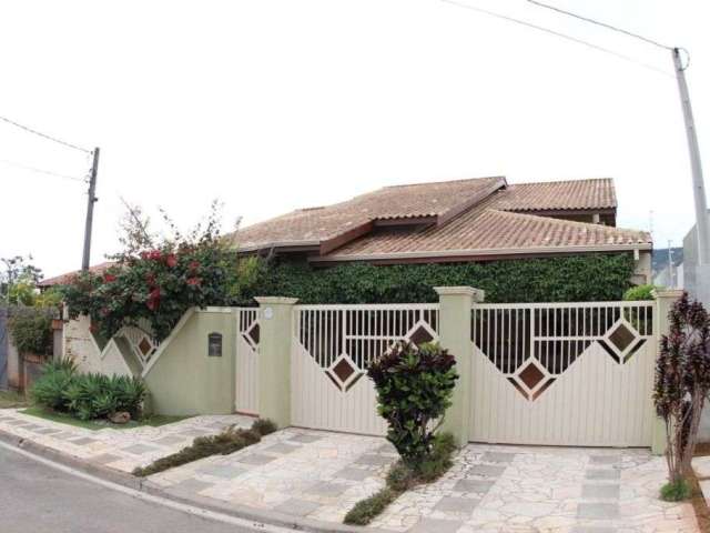 Casa à venda, 401 m² por R$ 2.100.000,00 - Vila Petrópolis - Atibaia/SP