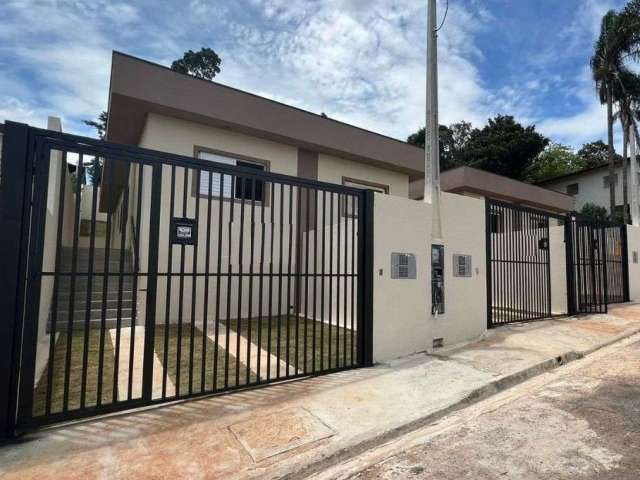 Casa com 2 dormitórios à venda, 51 m² por R$ 349.900,00 - Jardim São Felipe - Atibaia/SP