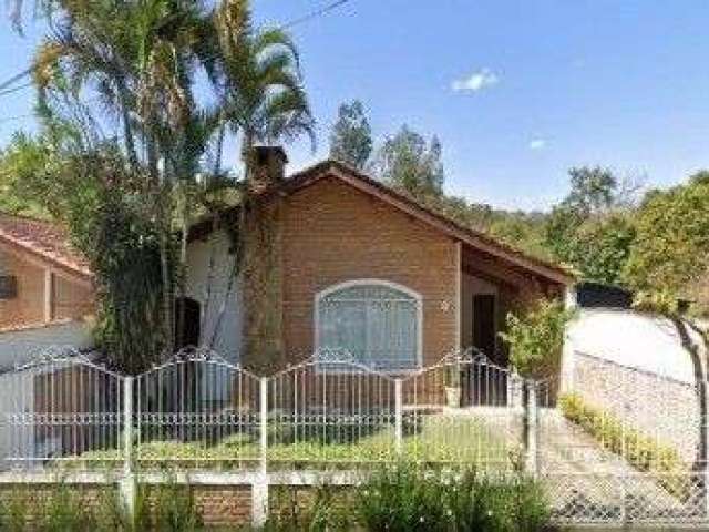 Casa com 3 dormitórios à venda, 265 m² por R$ 1.500.000,00 - Jardim Floresta - Atibaia/SP