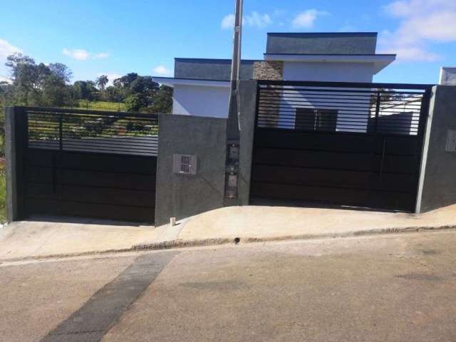 Casa com 2 dormitórios à venda, 60 m² por R$ 320.000,00 - Vila Santa Helena - Atibaia/SP