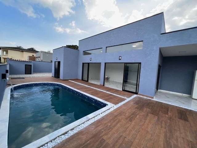 Casa com 3 dormitórios à venda, 230 m² por R$ 1.350.000,00 - Jardim Estância Brasil - Atibaia/SP