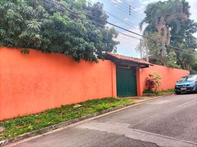 Casa com 3 dormitórios à venda, 380 m² por R$ 1.950.000 - Vila Giglio - Atibaia/SP