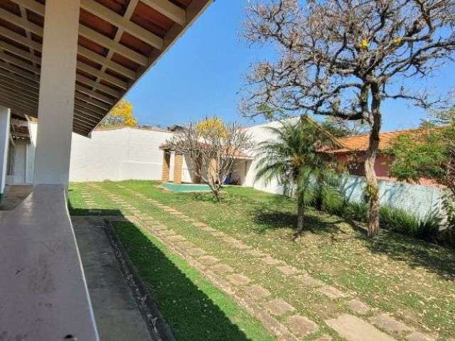 Casa com 3 dormitórios à venda, 221 m² por R$ 1.100.000,00 - Jardim dos Pinheiros - Atibaia/SP