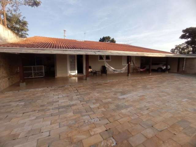 Casa com 3 suítes à venda, 233 m² por R$ 999.000 - Jardim dos Pinheiros - Atibaia/SP