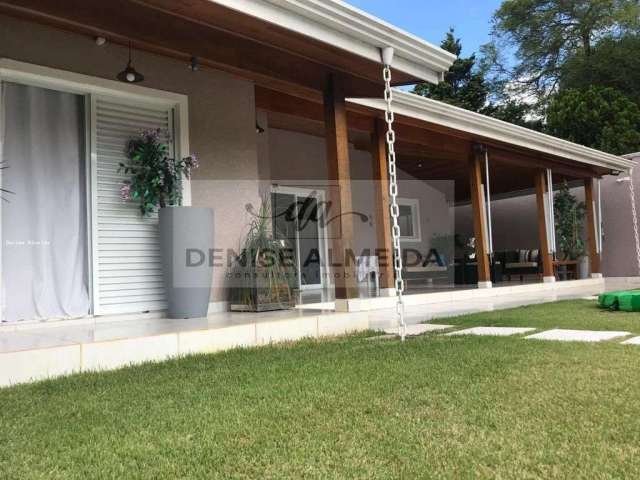 Casa com 3 dormitórios à venda, 245 m² por R$ 1.600.000 - Jardim Estância Brasil - Atibaia/SP