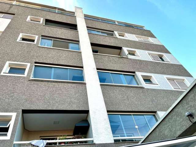 Apartamento com 2 dormitórios à venda, 61 m² por R$ 550.000 - Alvinópolis - Atibaia/SP