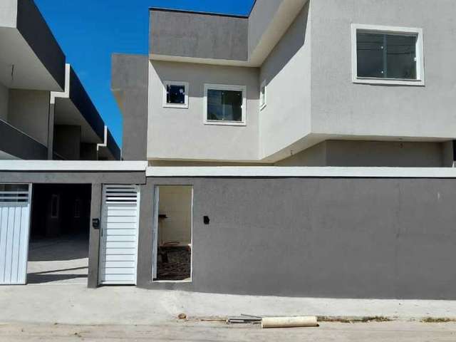 Casa em Condomínio perto da praia de Ipitanga