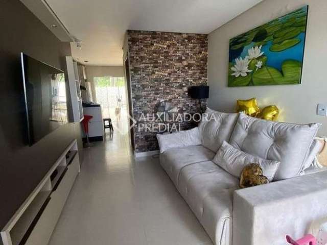 Casa com 2 quartos à venda na Avenida Red Park, 401, São João do Rio Vermelho, Florianópolis, 103 m2 por R$ 660.000