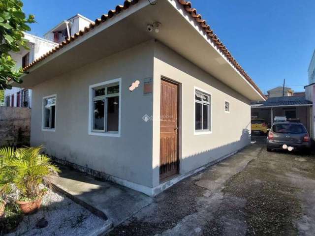 Casa com 3 quartos à venda na Rua Manoel Marques Júnior, 852, Serraria, São José, 210 m2 por R$ 760.000