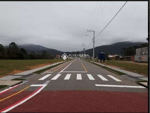 Terreno à venda na Rua Candido Pereira dos Anjos, 1594, São João do Rio Vermelho, Florianópolis, 383 m2 por R$ 370.000